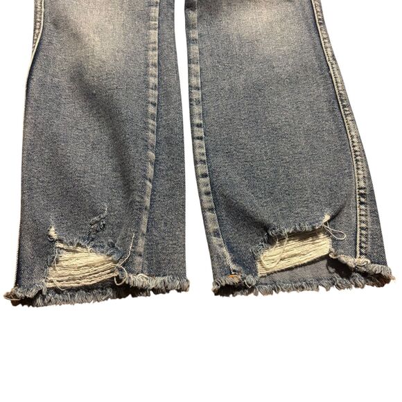 Good American Good Curve Straight Fray Hem Crop Jeans- Size 6/28 - Picture 3 of 9